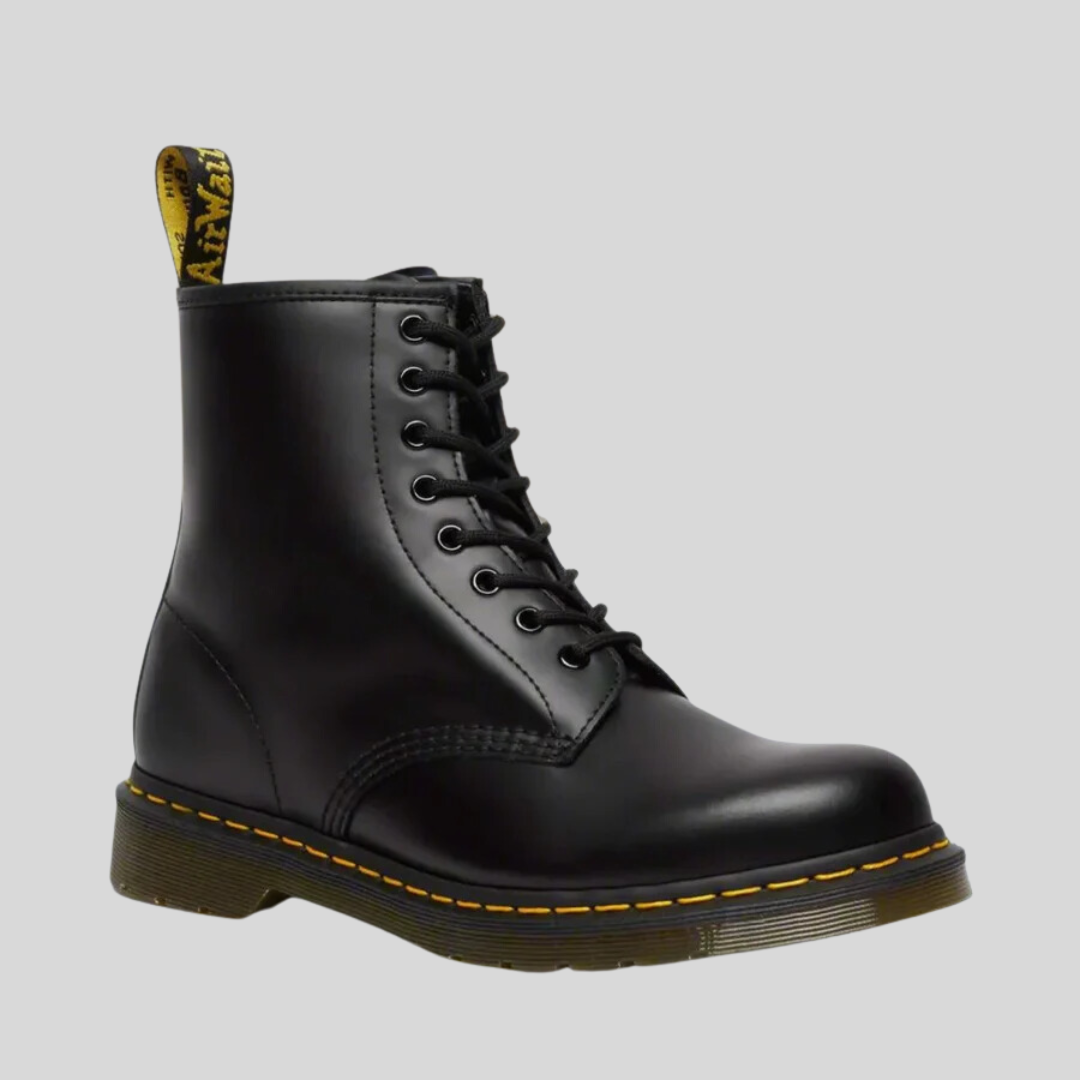 Montique - Klassieke Veterboots met Stoere Stijl en Duurzaamheid